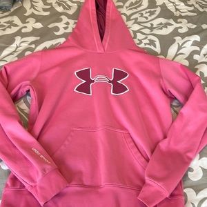 Under Armour Pink sweatshirt with hoodie EUC